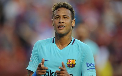 熊猫体育-凯蒂麦卡比这球风犀利